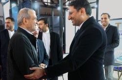 قول پزشکیان برای توسعه منطقه آزاد کیش قول پزشکیان برای توسعه منطقه آزاد کیش