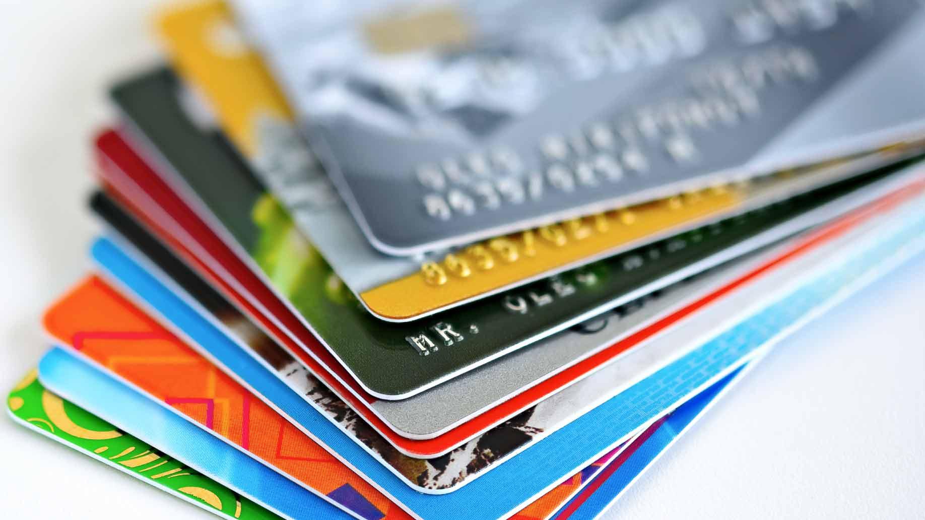 هر ایرانی بیش از ۱۰ حساب بانکی دارد!