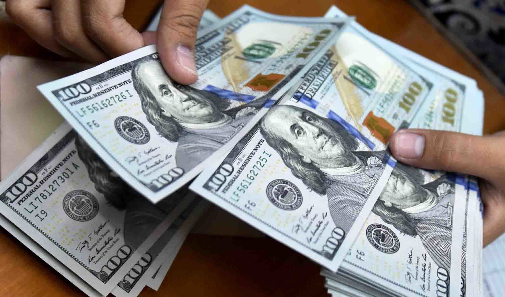 ثبات نرخ ارز تجاری طی ۲ماه اخیر ثبات نرخ ارز تجاری طی ۲ماه اخیر