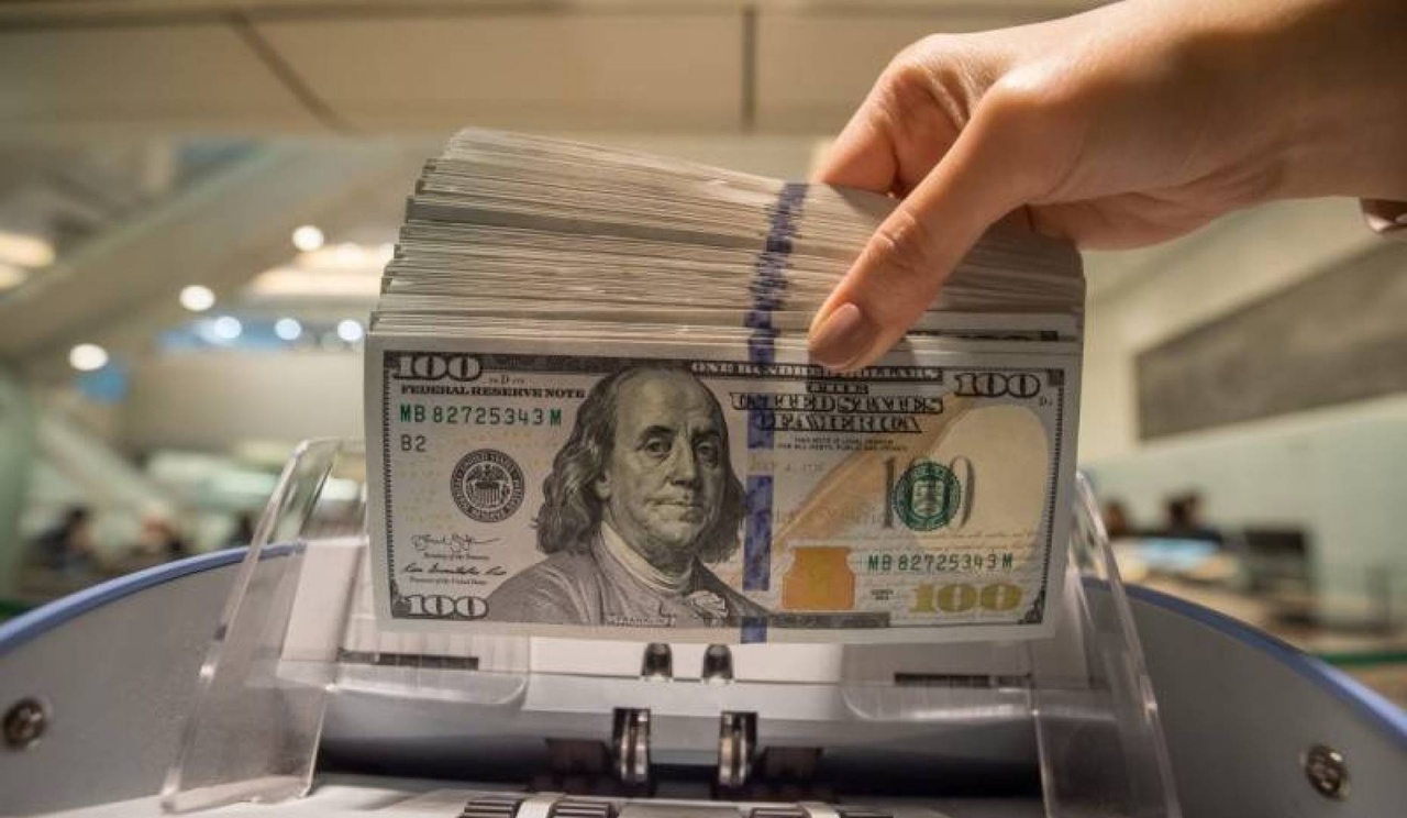 بررسی وضعیت بازار ارز در جلسه مشترک دولت و بانک مرکزی بررسی وضعیت بازار ارز در جلسه مشترک دولت و بانک مرکزی