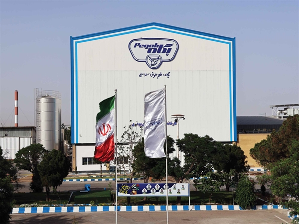 بهرهبرداری از خط تولیدشیر پگاه خراسان باحمایت بانک کشاورزی بهرهبرداری از خط تولیدشیر پگاه خراسان باحمایت بانک کشاورزی