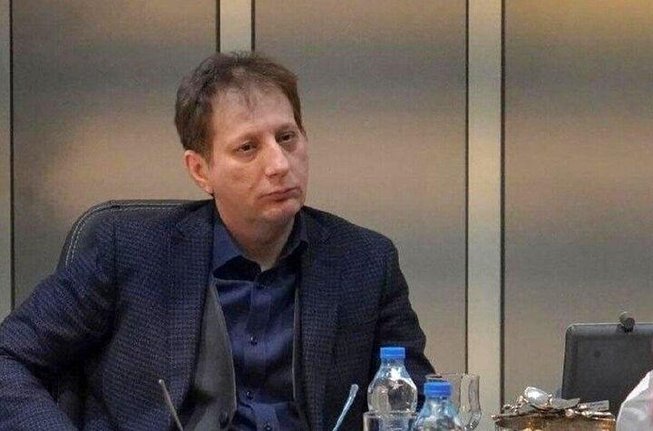 بازی خطرناک با افکار عمومی با نرخسازی برای دلار بازی خطرناک با افکار عمومی با نرخسازی برای دلار
