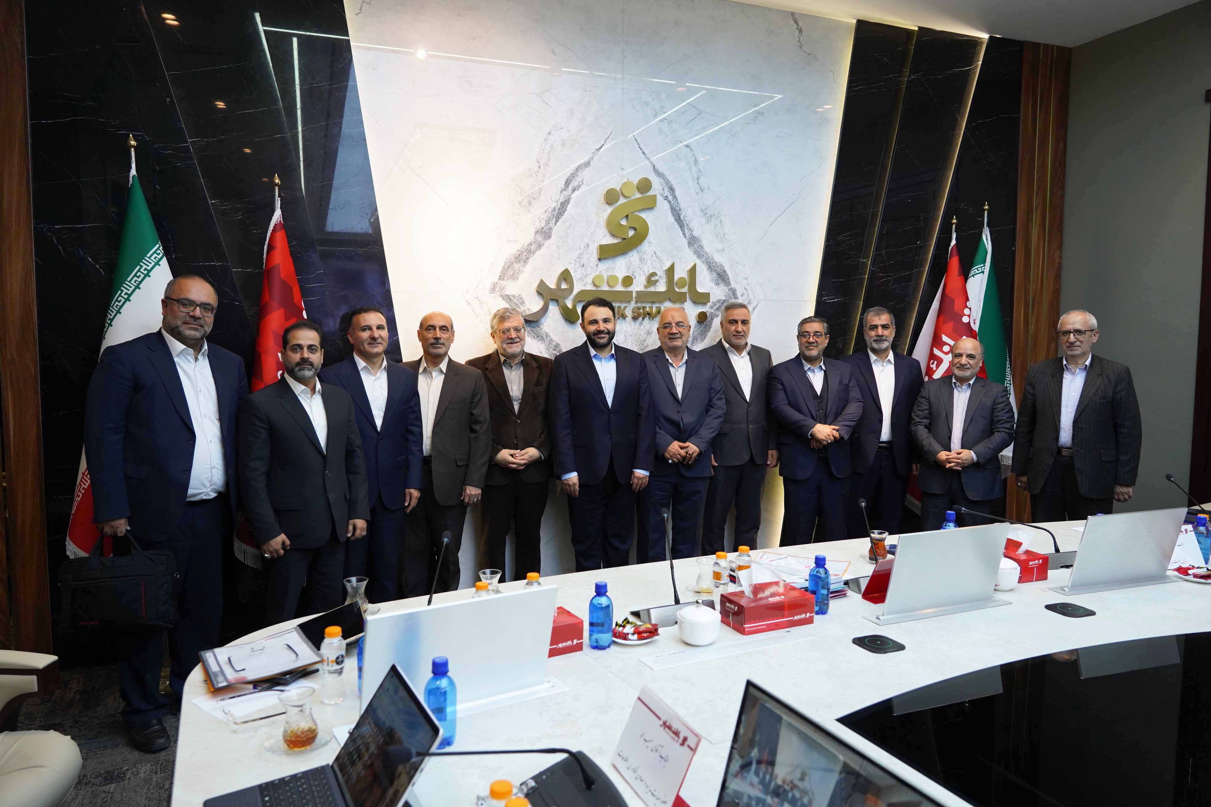 تاکید بر نقش بانک شهر در اجرای پروژههای مشهد تاکید بر نقش بانک شهر در اجرای پروژههای مشهد