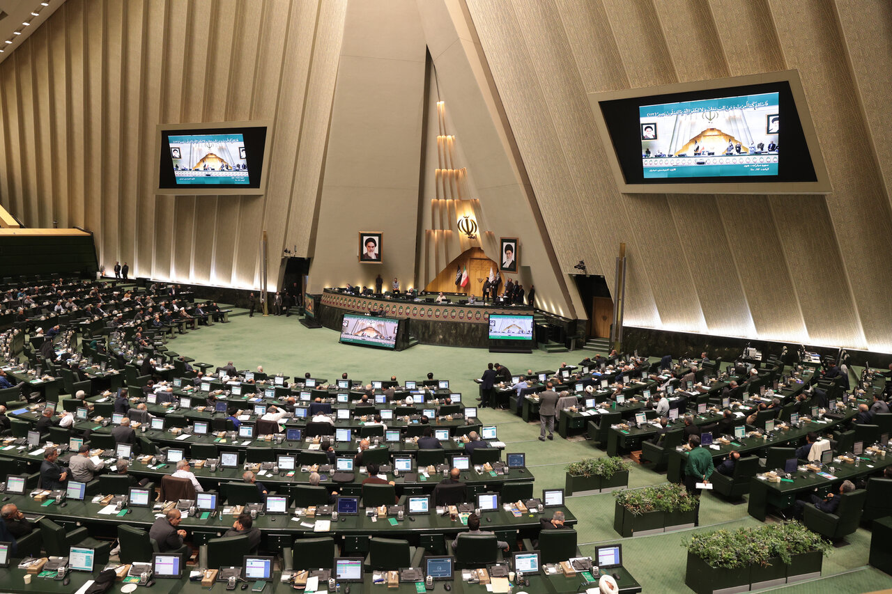 بررسی ایرادات شورای نگهبان به لایحه حذف ۴صفر دردستورکار مجلس