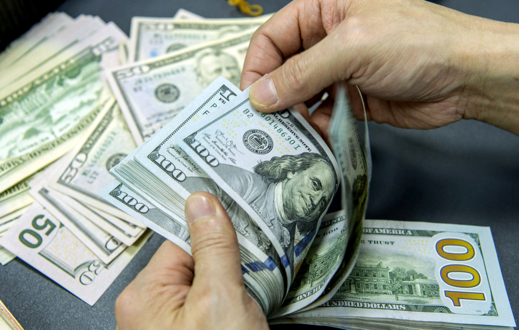 تعیین سقف 33درصدی پرداخت ارز به تجار