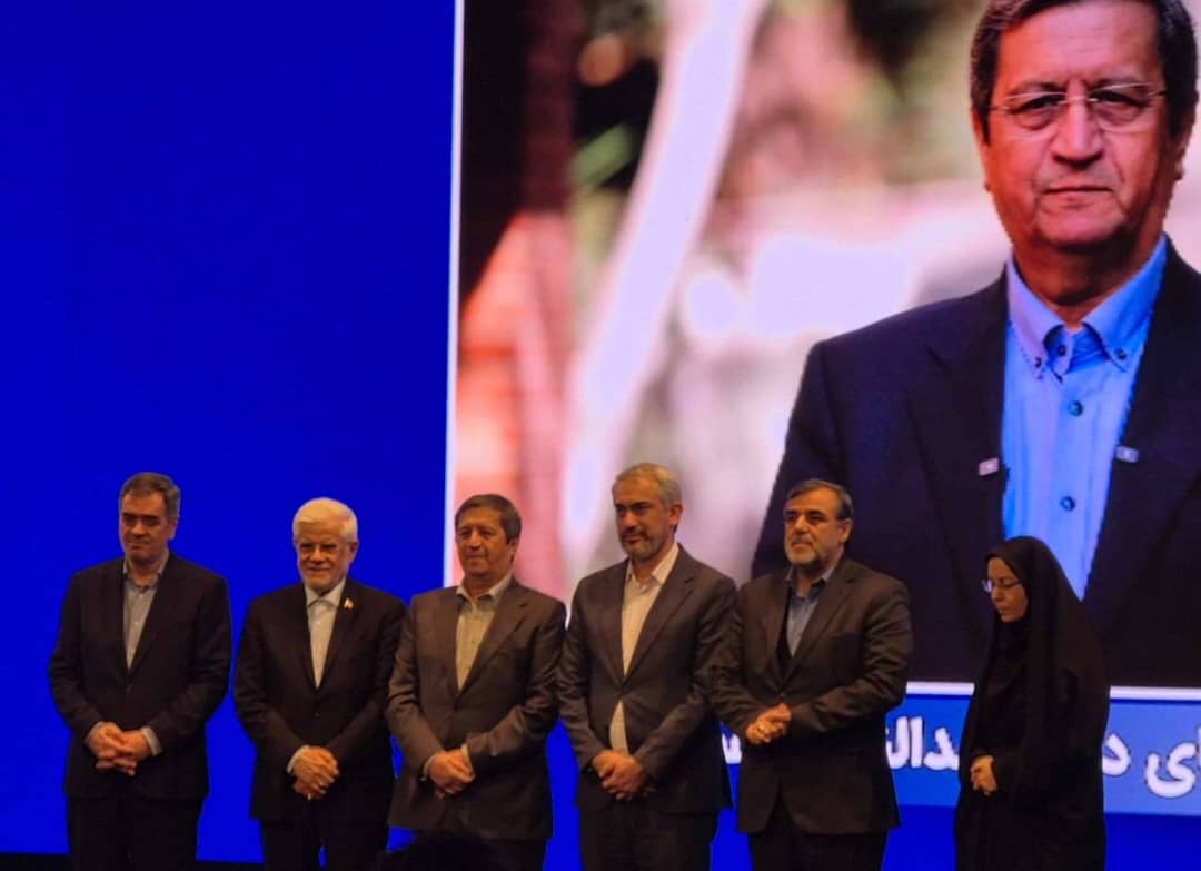 همتی، چهره ماندگار صنعت بیمه