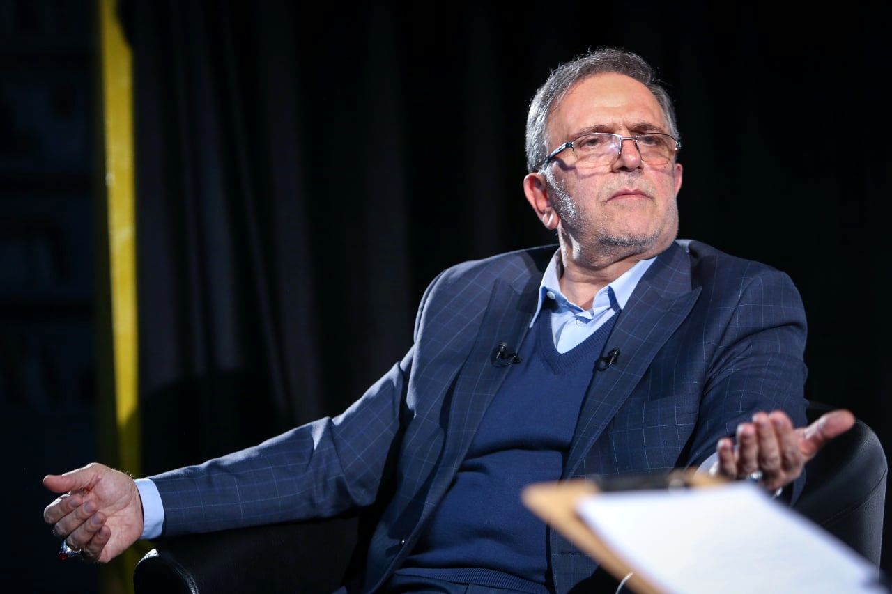 فشار دولت برای جبران کسری بودجه، بانک مرکزی را تضعیف می‌کند