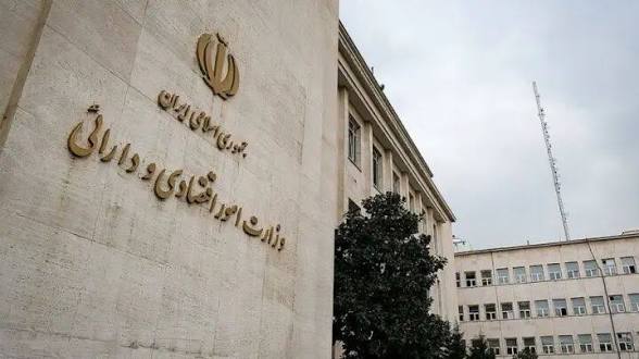 وزارت اقتصاد بانک‌ها را ملزم به واگذاری اموال مازاد کند
