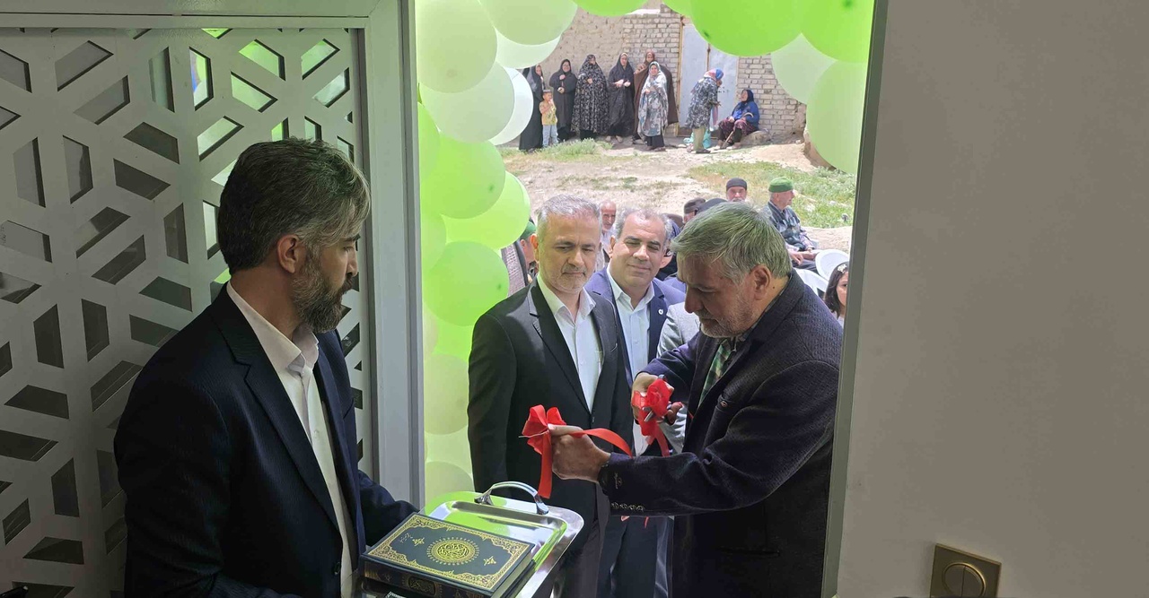 افتتاح خانه بهداشت بانک مهر ایران در قزلیجه استان مرکزی